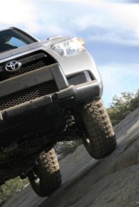 Toyota сообщила стоимость нового 4Runner