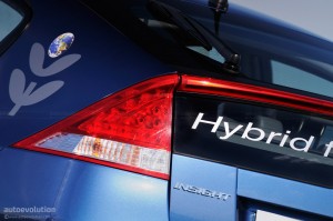 Honda подготовит гибрид к 2013 году