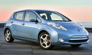 Nissan прекратил прием заказов на электромобиль Leaf