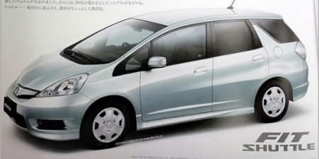 Honda Fit представит свой Shuttle 16 июня